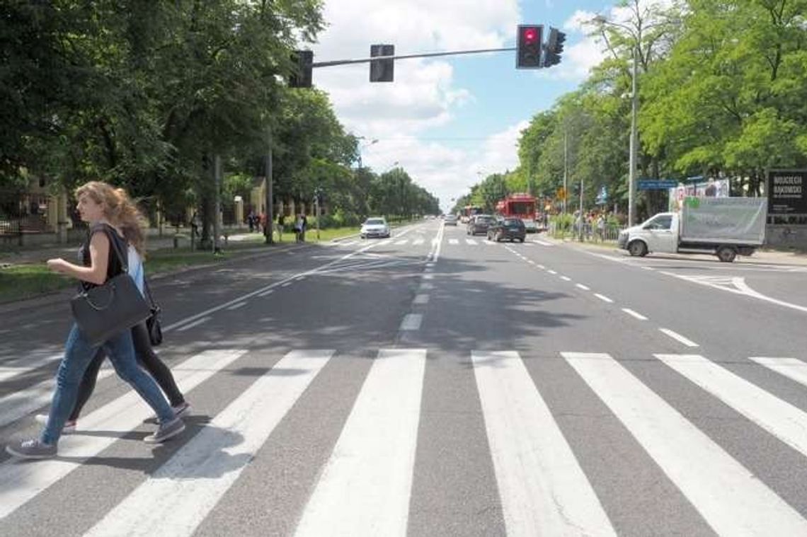 Wyłączają światła w Lublinie: dziś Al. Racławickie. Powstaje system zarządzania ruchem Wyłączają światła w Lublinie: dziś Al. Racławickie. Powstaje system zarządzania ruchem