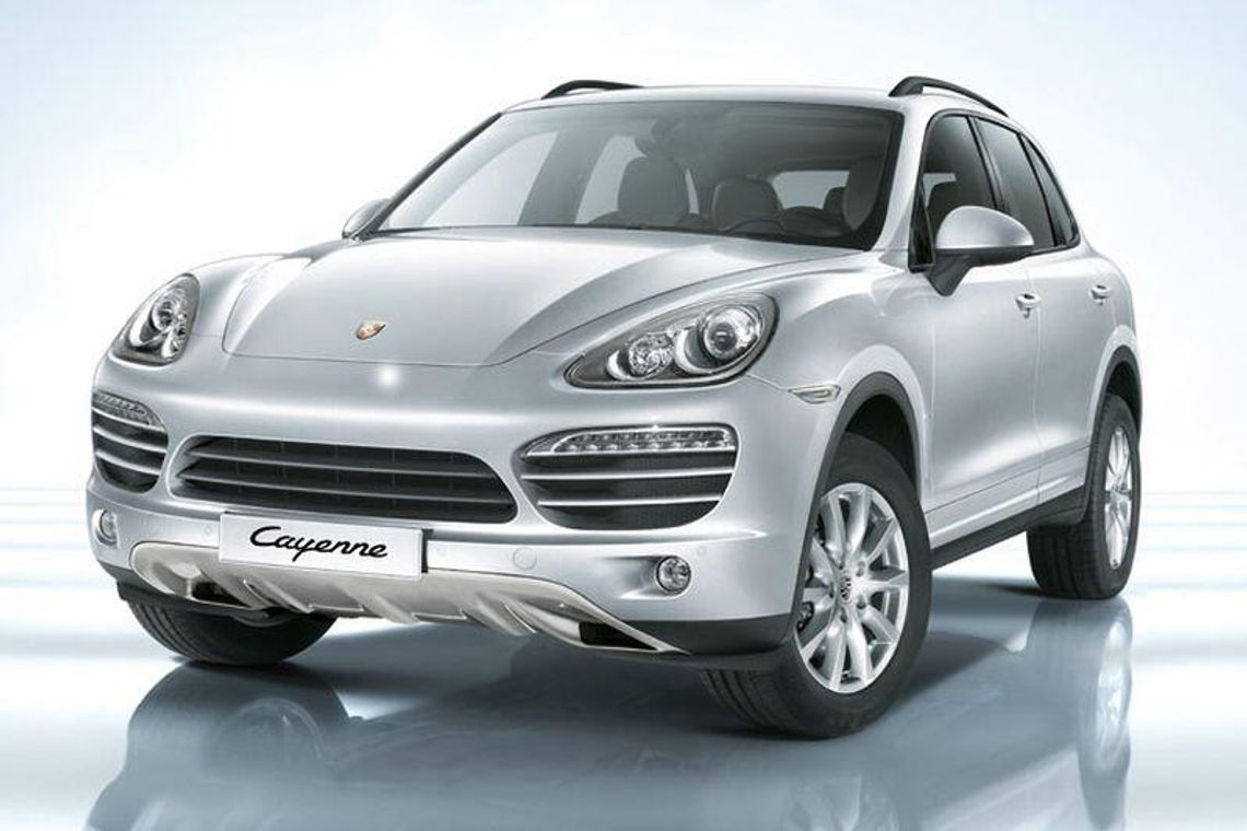 Wyłudzili kredyty i dwa porsche cayenne 