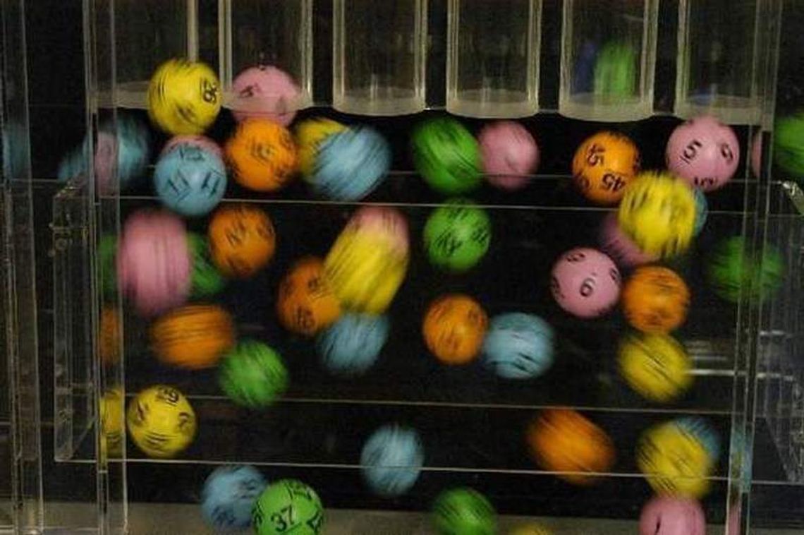 Wyniki Lotto z 17.01.2015. Trzy szóstki i wygrane po 7,5 mln zł