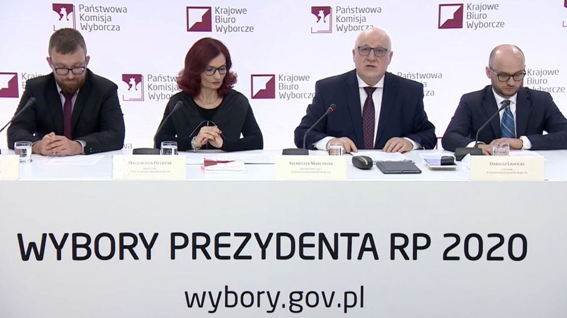 Wyniki pierwszej tury wyborów prezydenckich. Nowe dane z PKW z 99,78 proc. komisji