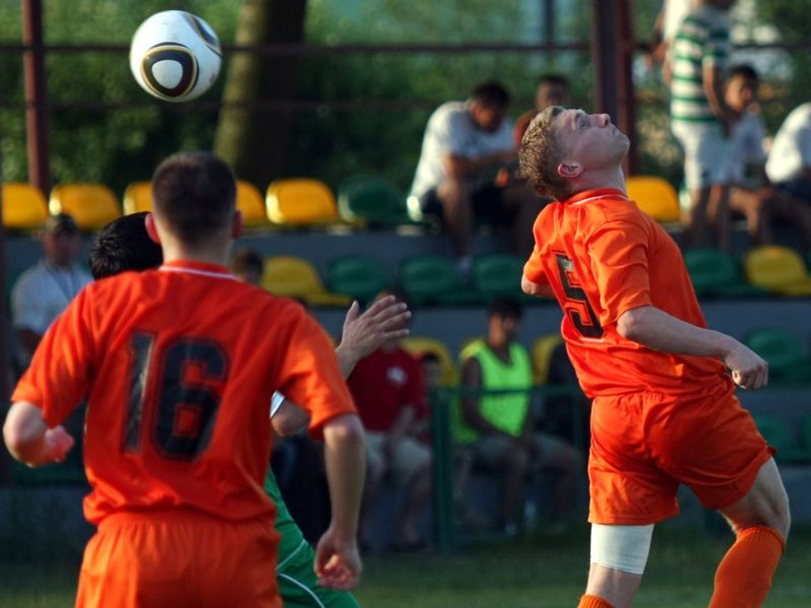 Wyniki zamojskiej okręgówki, Ostoja wiceliderem Wyniki zamojskiej okręgówki, Ostoja wiceliderem