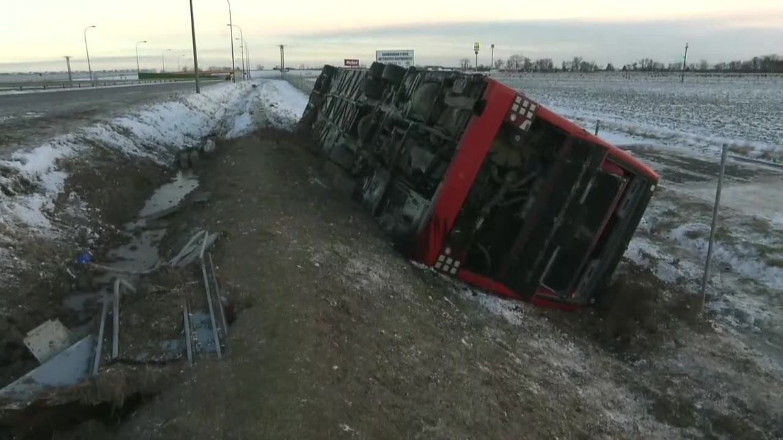 Wypadek autobusu relacji Lublin-Gdańsk. 12 rannych osób [wideo]