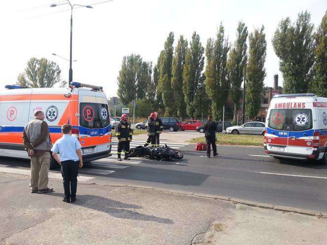 Wypadek dwóch motocyklistów w Lublinie. "Zatrzymał się przed przejściem. Drugi w niego wjechał"