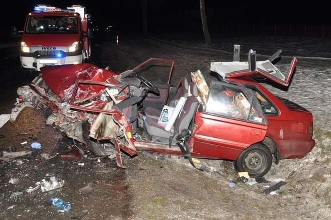 Wypadek i 2 kolizje w jednym miejscu w ciągu godziny. Przyczyna? Dość prozaiczna [zdjęcia] 