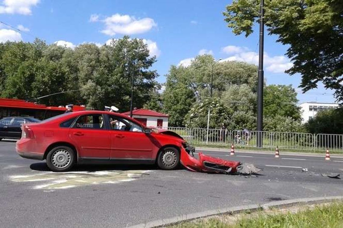 Wypadek koło cmentarza na Drodze Męczenników Majdanka