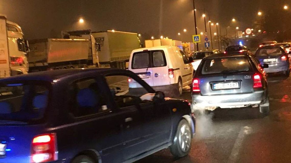 Wypadek koło młyna Krauzego w Lublinie. Tworzą się korki