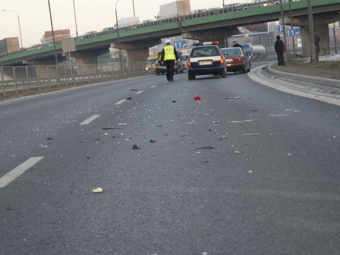 Wypadek na al. Tysiąclecia. Miasto w korku Wypadek na al. Tysiąclecia. Miasto w korku