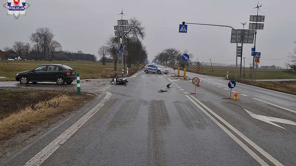 Wypadek na DK 17. Wymusił pierwszeństwo i roztrzaskał motorower
