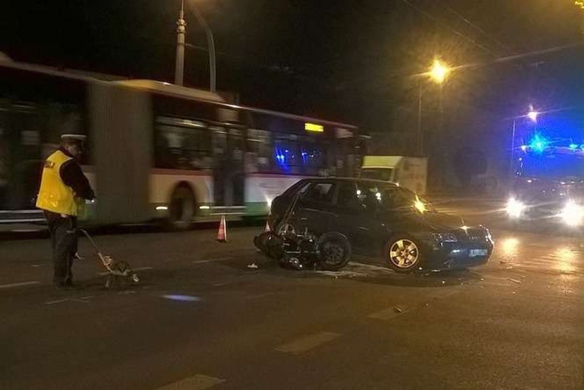 Wypadek na Drodze Męczenników Majdanka. Motocykl zderzył się z samochodem