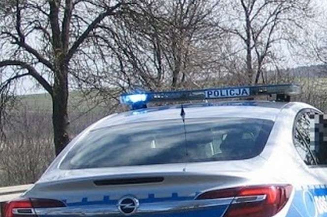 Wypadek na drodze nr 19, zderzyły się trzy samochody
