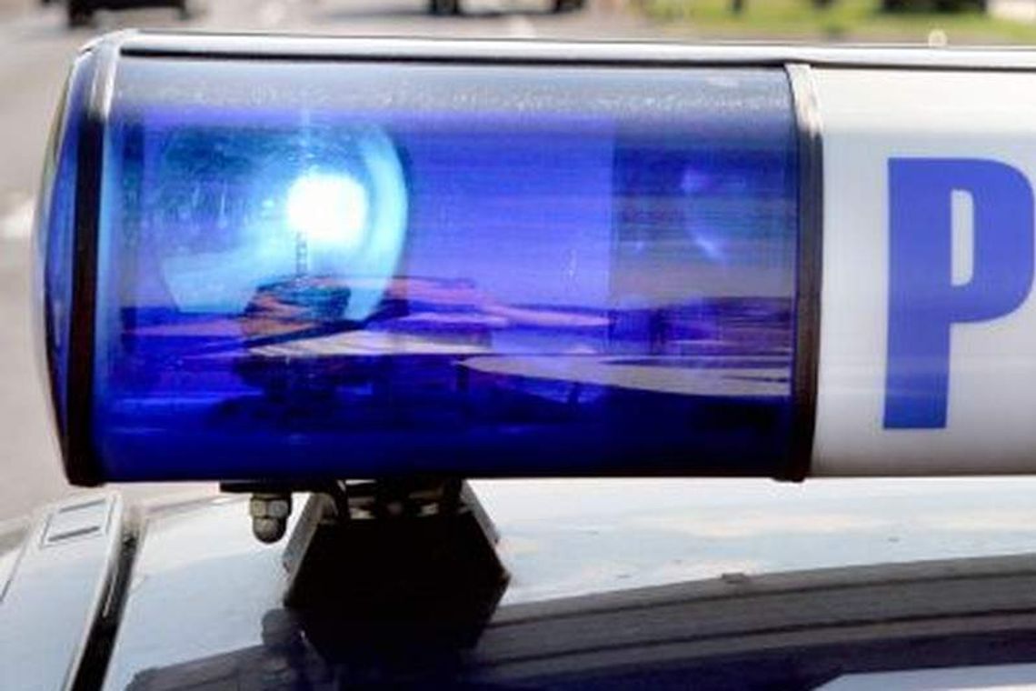 Wypadek na drodze nr 63. Spłoszony koń poniósł wóz z sianem Wypadek na drodze nr 63. Spłoszony koń poniósł wóz z sianem