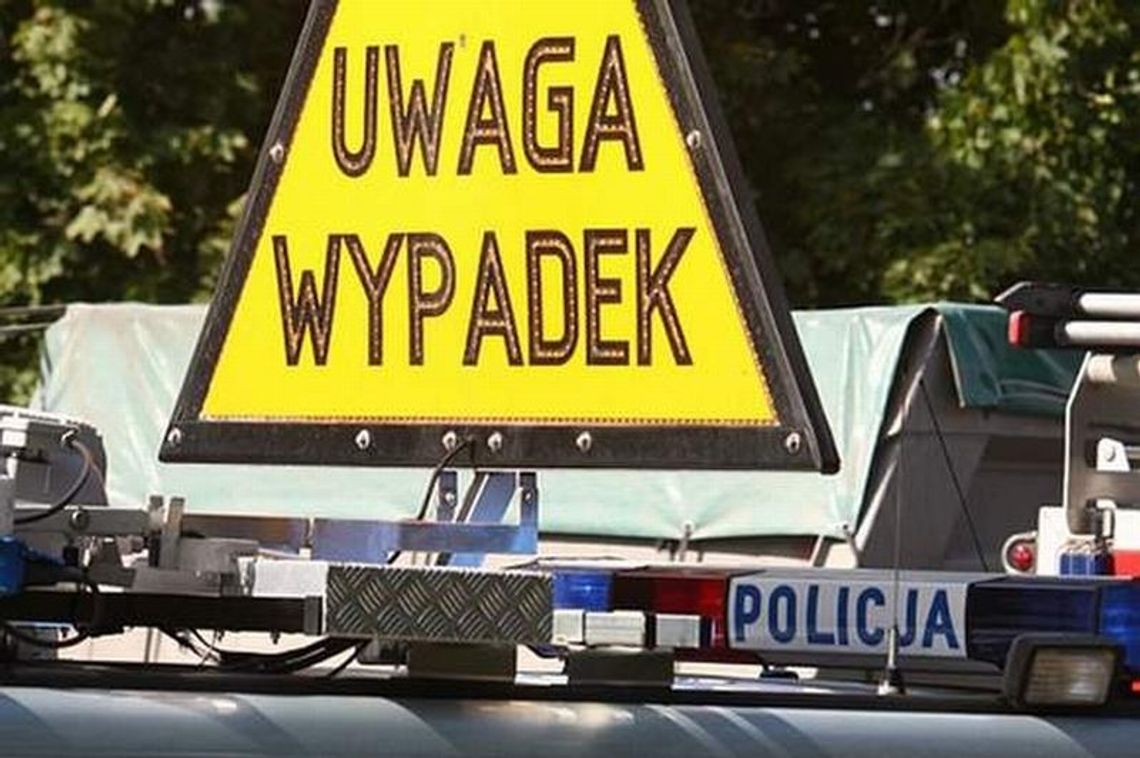 Wypadek na moście w Łęcznej. Czołowe zderzenie dwóch aut