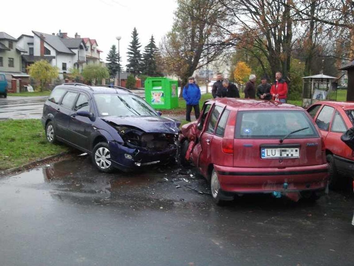 Wypadek na Nałkowskich. Pijany kierowca rozbił cztery samochody