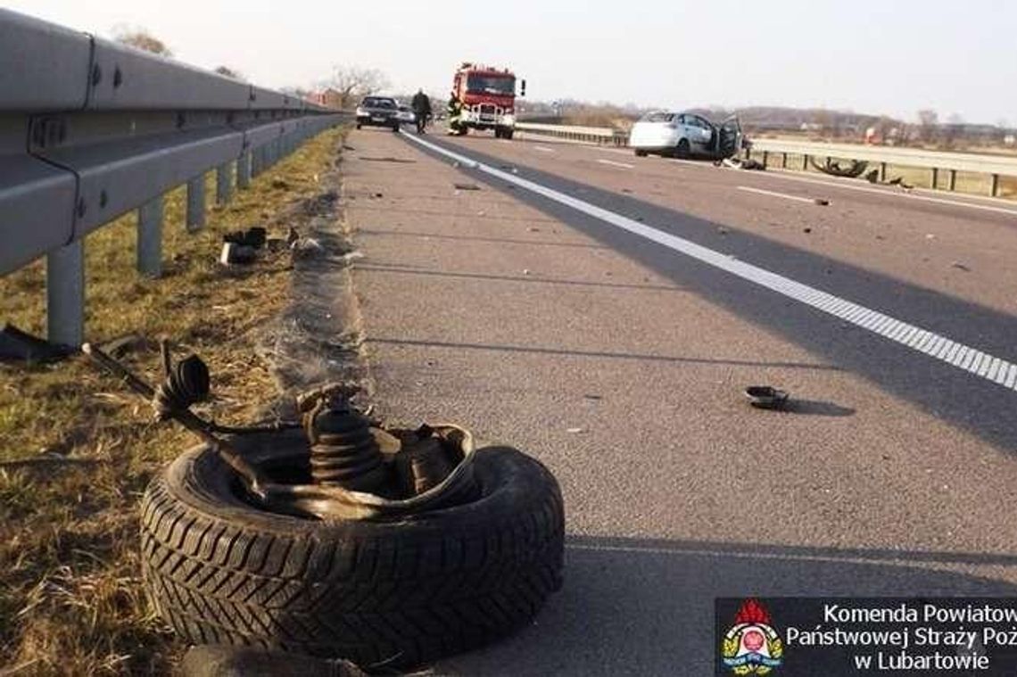 Wypadek na obwodnicy Kocka. Zderzyły się trzy pojazdy