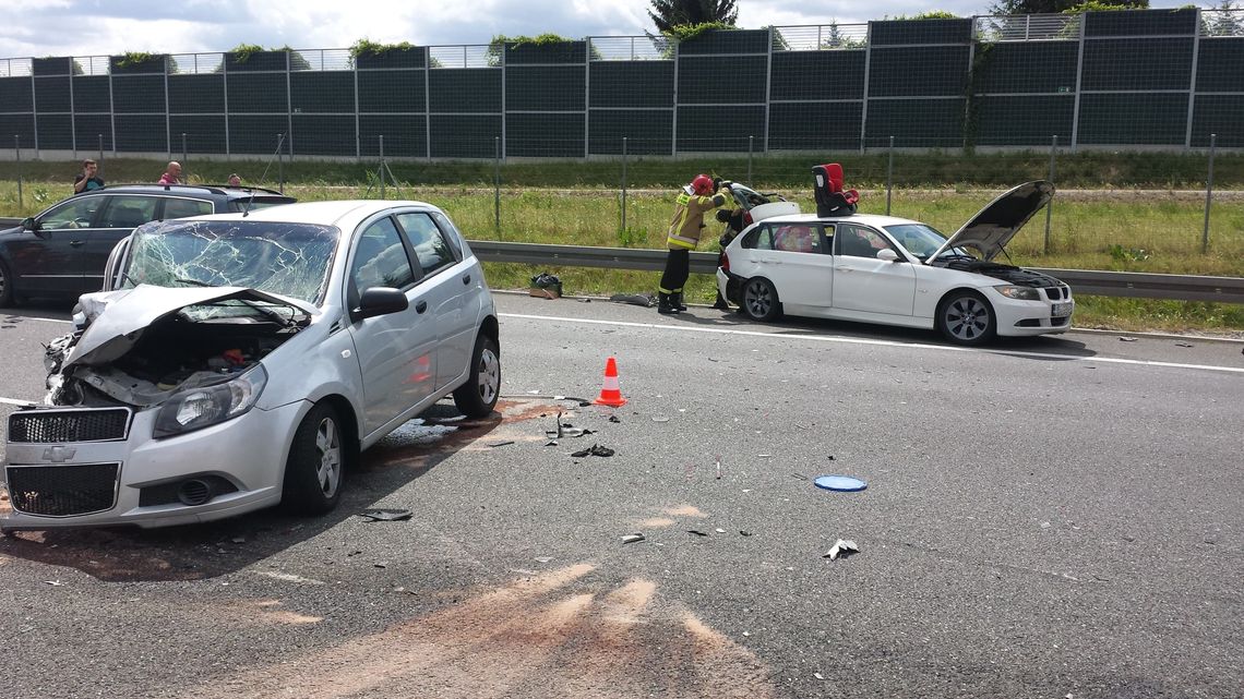 Wypadek na obwodnicy Lublina. Trzy osoby, w tym dziecko, trafiły do szpitala