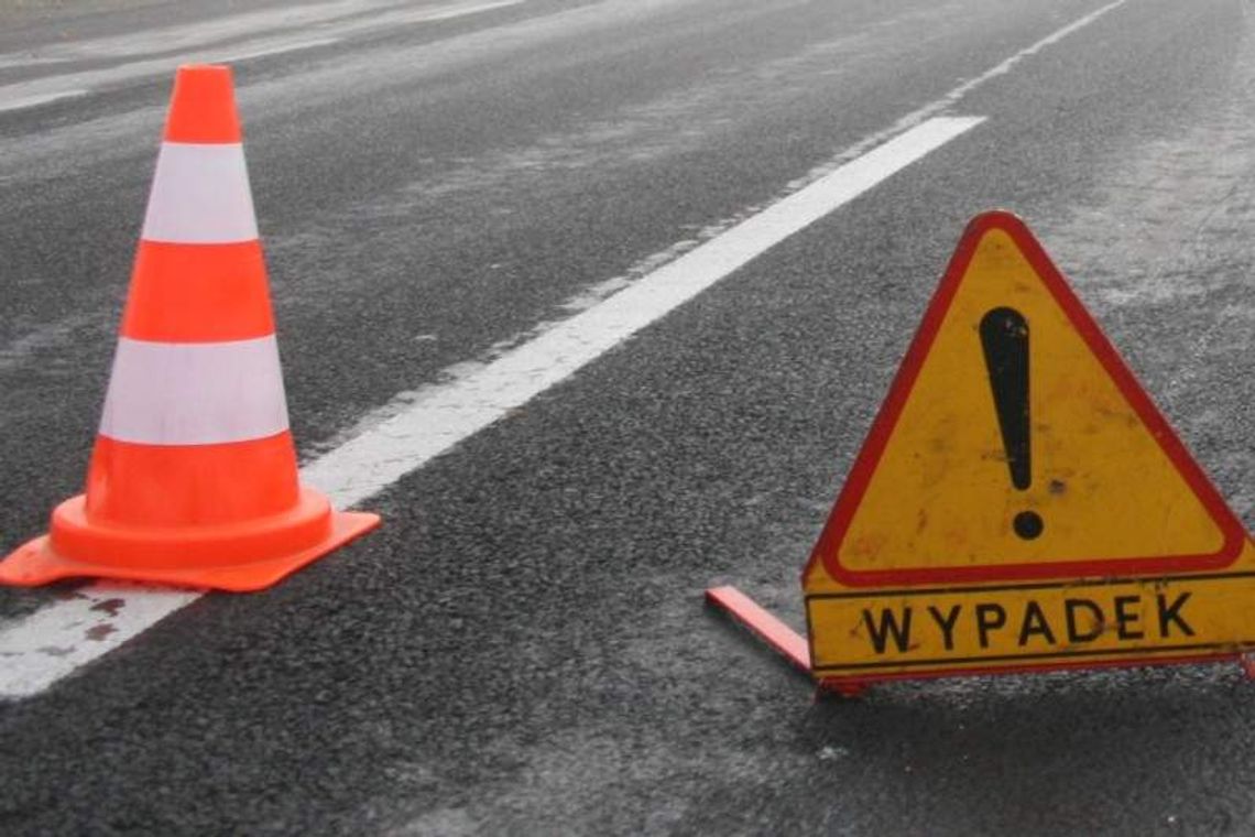 Wypadek na obwodnicy Puław. Volkswagen zderzył się z nissanem