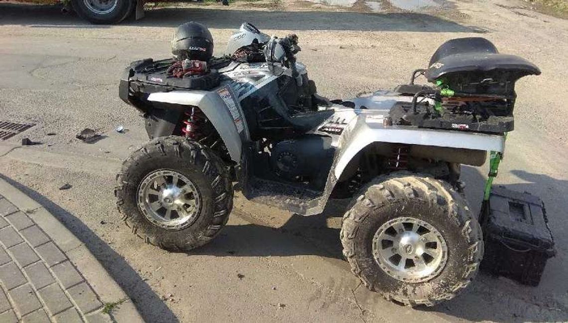 Wypadek na quadzie. Wjechał w dziurę w jezdni