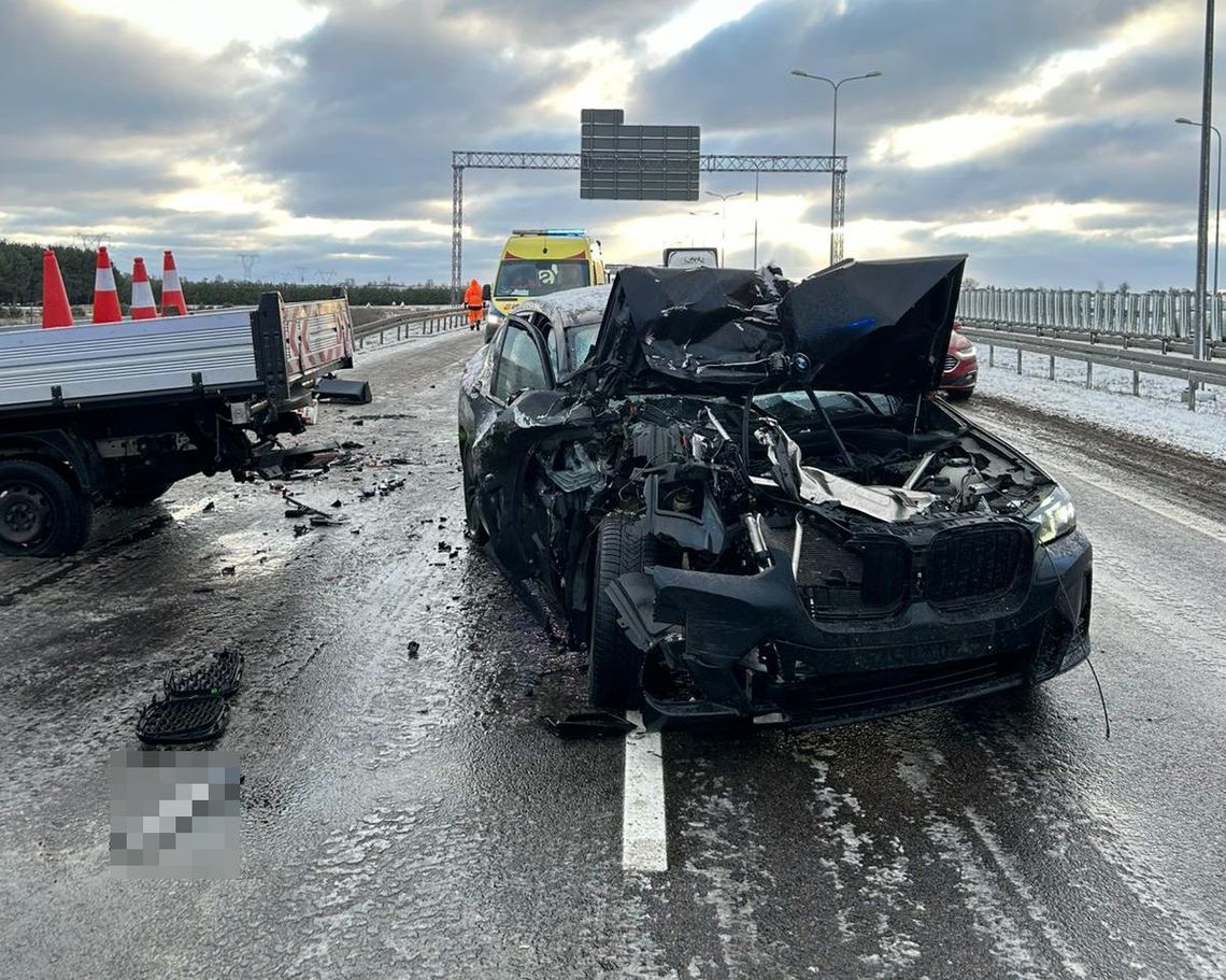 Wypadek na S12. Policja wyznacza objazdy Wypadek na S12. Policja wyznacza objazdy