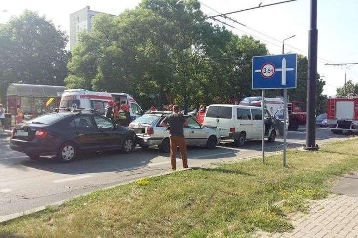 Wypadek na ul. Diamentowej w Lublinie. Utrudnienia w ruchu