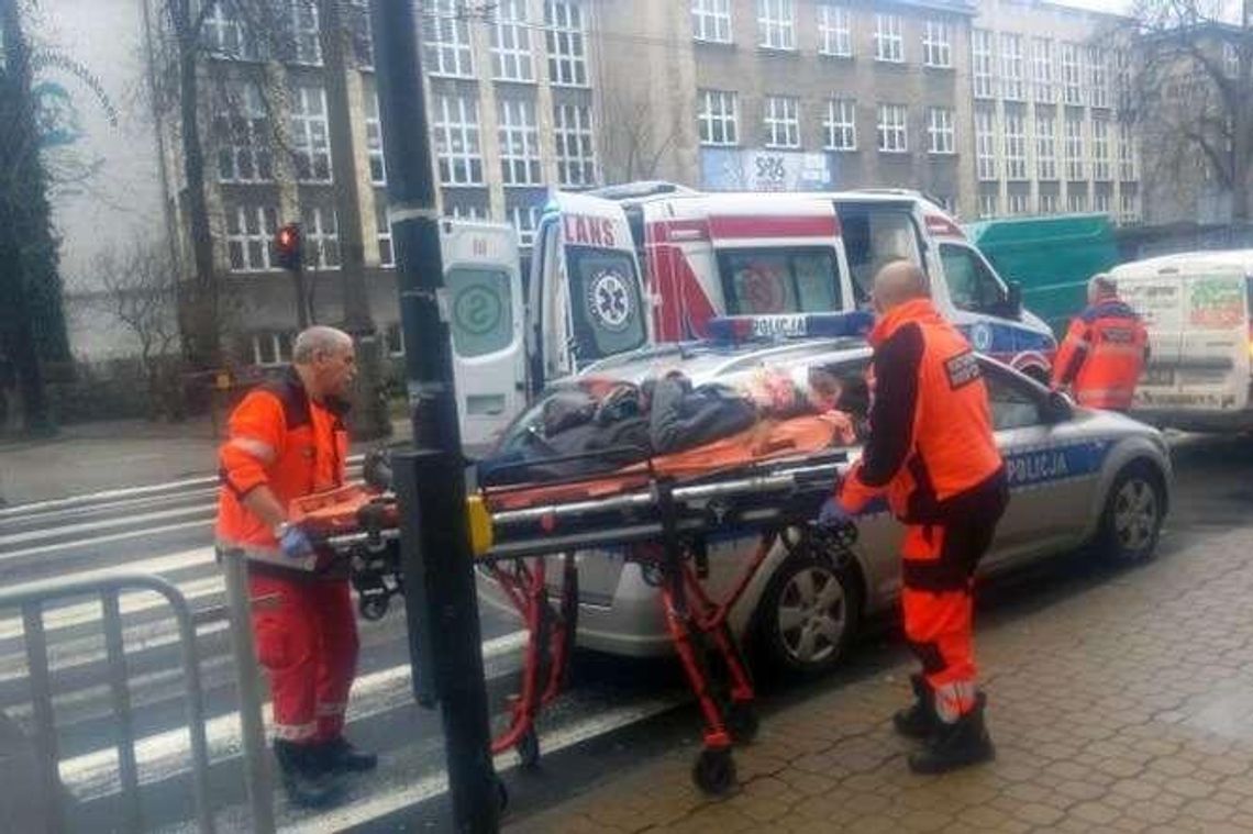 Wypadek na ul. Lipowej. Samochód potrącił pieszą