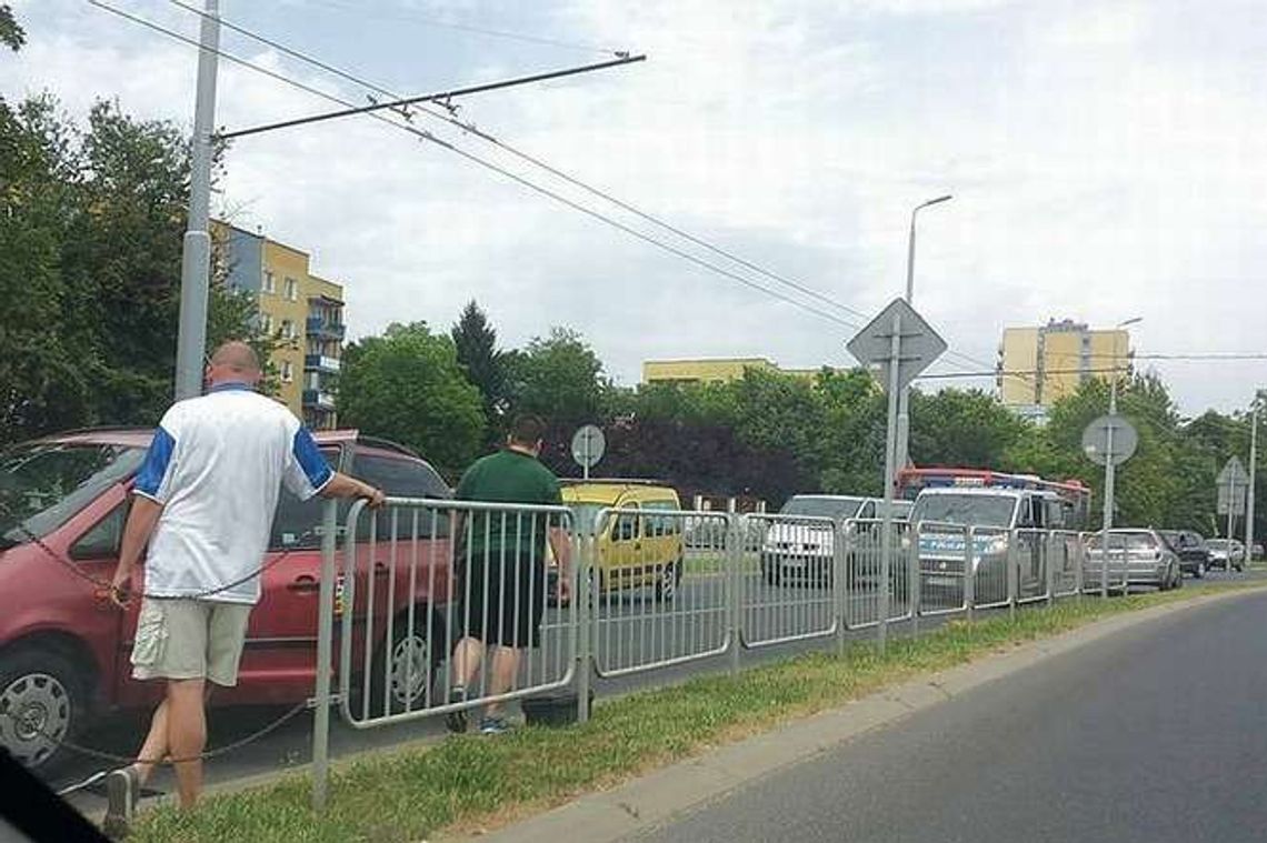 Wypadek na ul. Nadbystrzyckiej. Zderzyły się trzy samochody