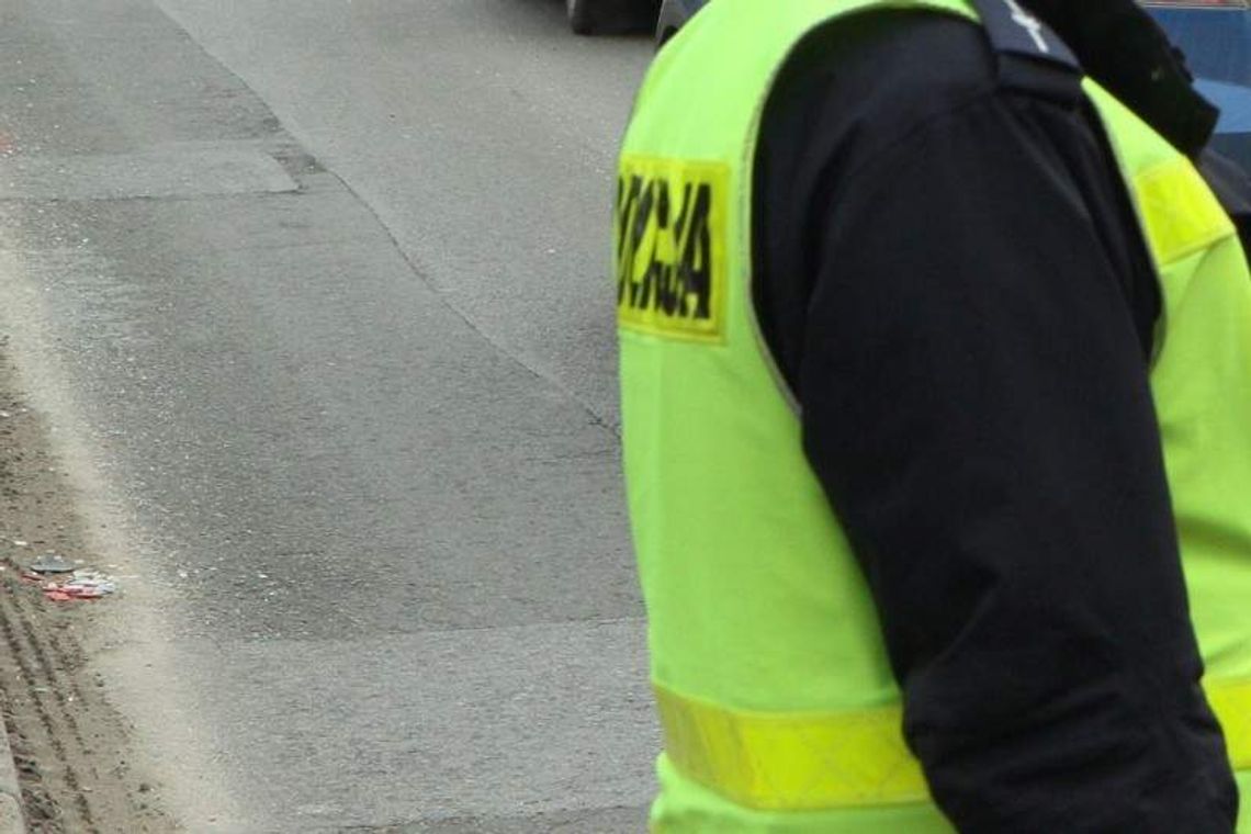 Wypadek na ul. Zana. Samochód zderzył się z autobusem