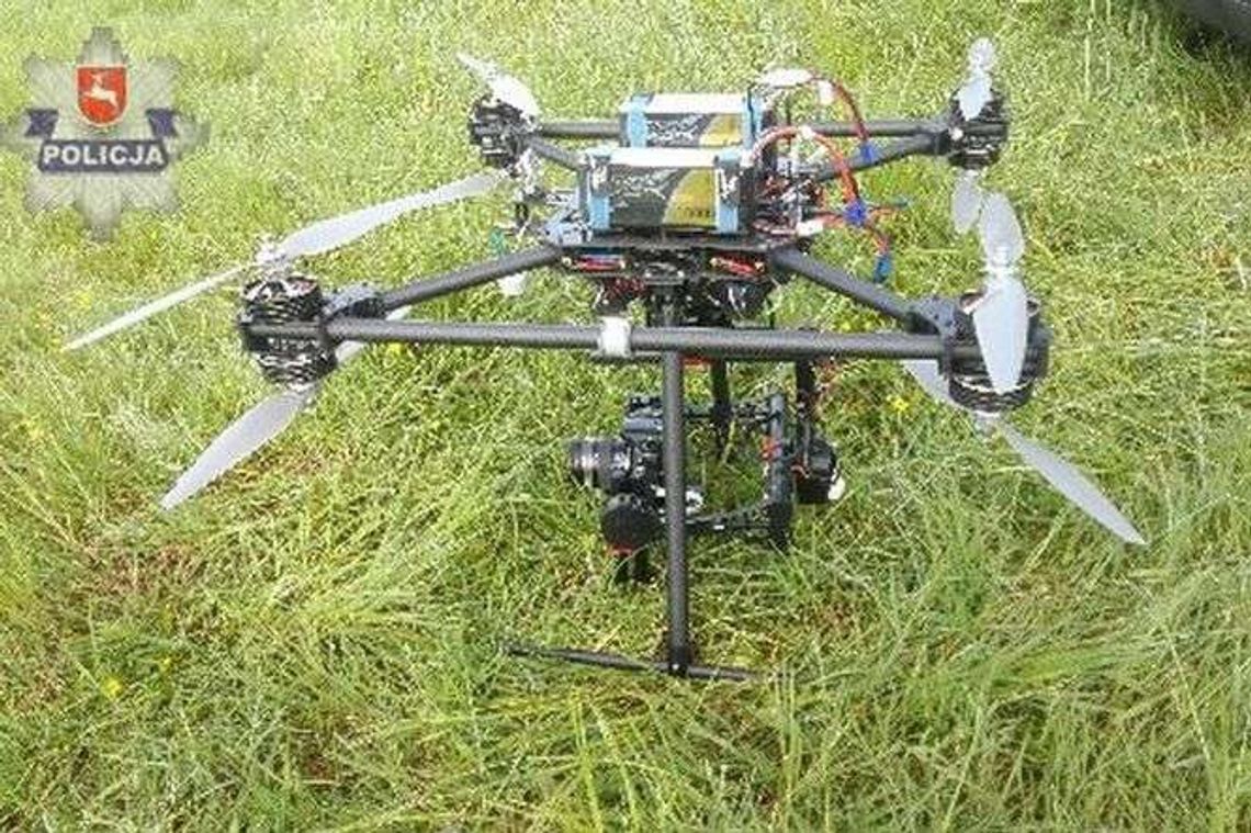 Wypadek paralotniarza? Nie to lądujący dron. "Fałszywy alarm w dobrej wierze"