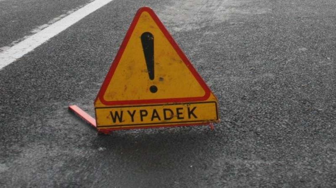Wypadek pod Lublinem. Samochód uderzył w przepust 
