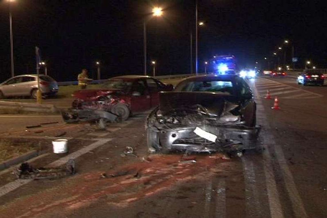 Wypadek w Białej Podlaskiej, ranne dwie osoby i pies