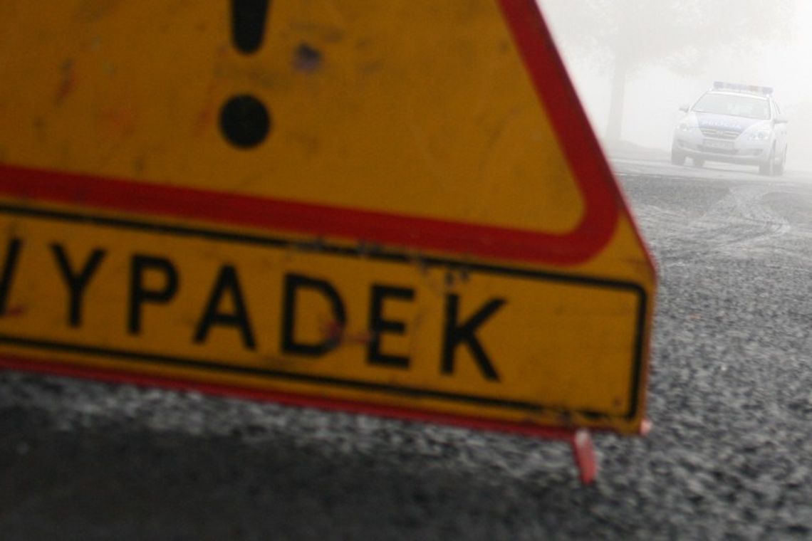 Wypadek w Cycowie. Zderzyły się trzy samochody