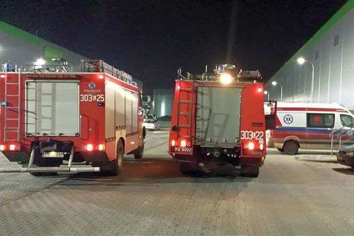 Wypadek w firmie w strefie ekonomicznej. Maszyna uwięziła rękę pracownika