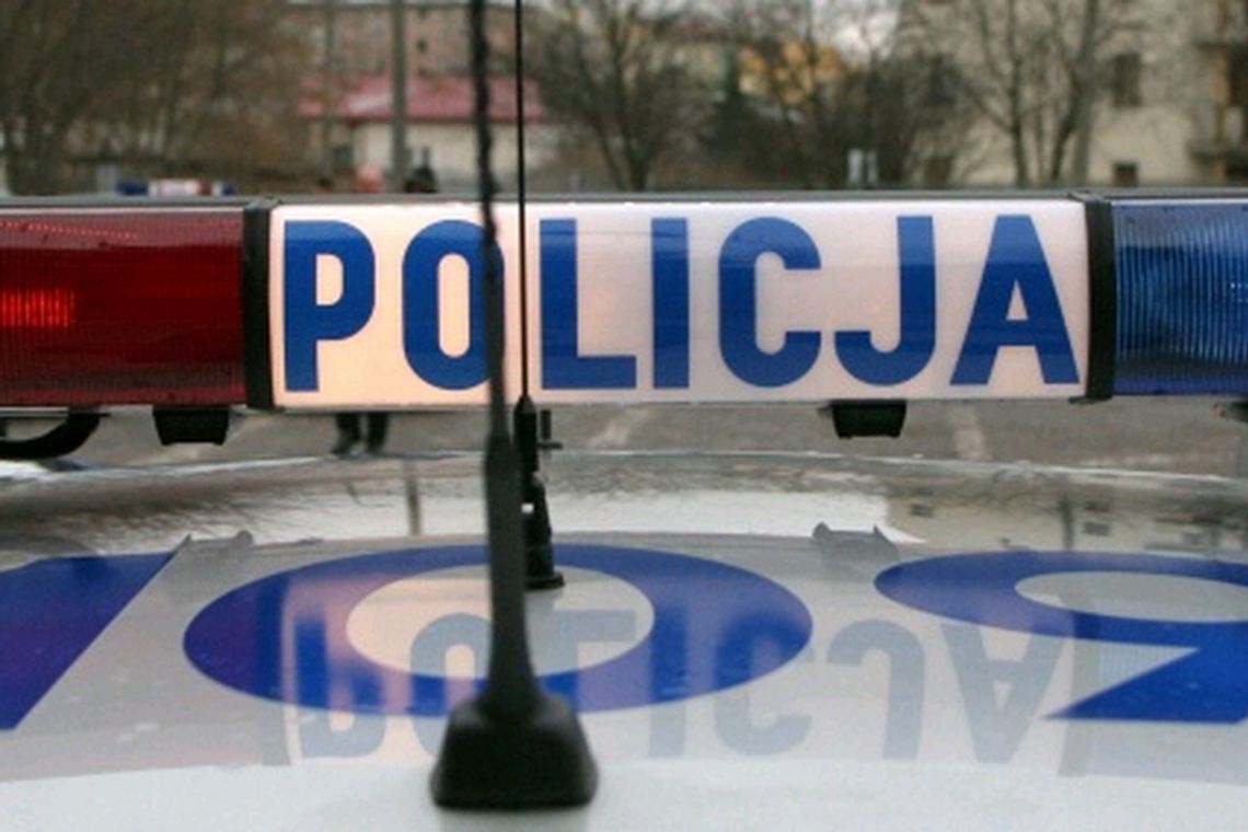 Wypadek w Gdyni. Ciężarówka wjechała w trolejbus