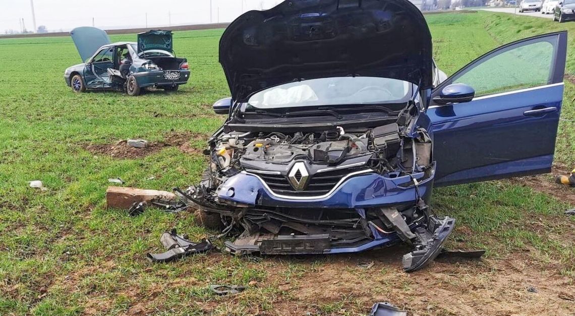 Wypadek w gminie Łaszczów. Dwie osoby w szpitalu