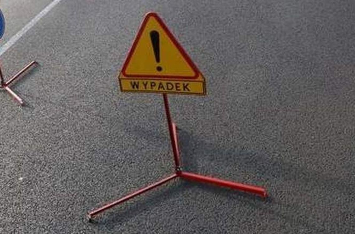 Wypadek w Konopnicy. Trzy osoby ranne, w tym dwoje dzieci