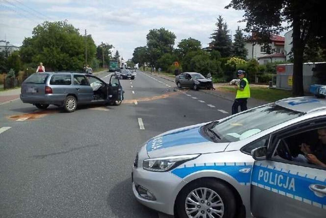 Wypadek w Końskowoli. Zderzyły się dwa samochody