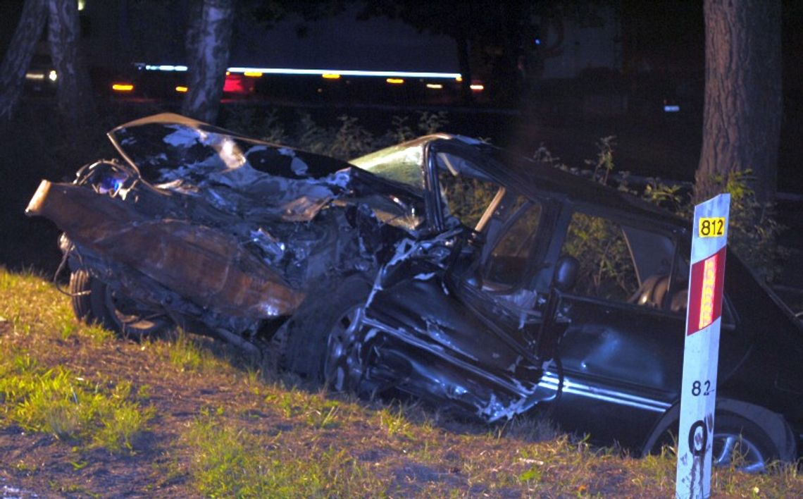 Wypadek w Okunince. 23-latek wpadł po pijanemu już dzień wcześniej