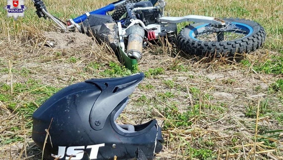 Wypadek w polu. Dwaj koledzy są poważnie ranni