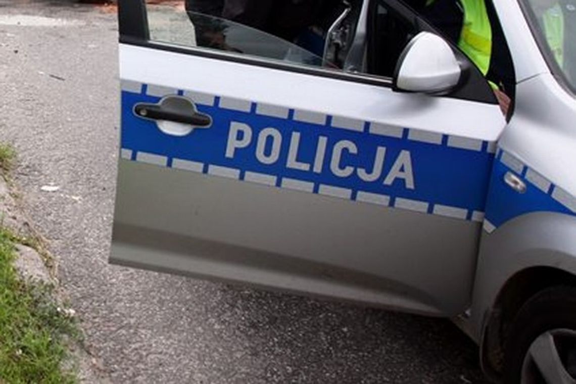 Wypadek w Puławach: Motocyklista zderzył się z samochodem