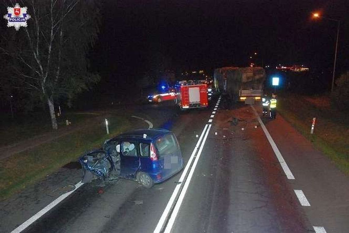 Wypadek w Sitańcu. Toyota uderzyła czołowo w DAF-a [zdjęcia]