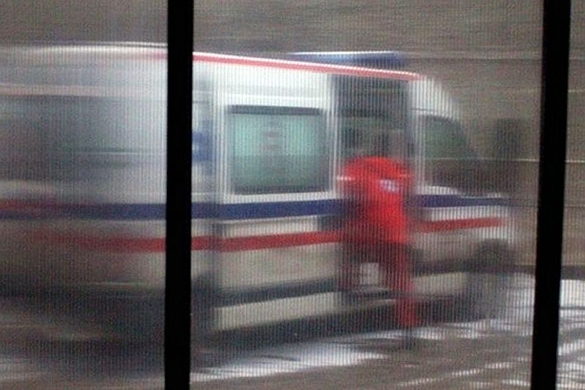 Wypadek w Turowie. Zderzenie dwóch samochodów