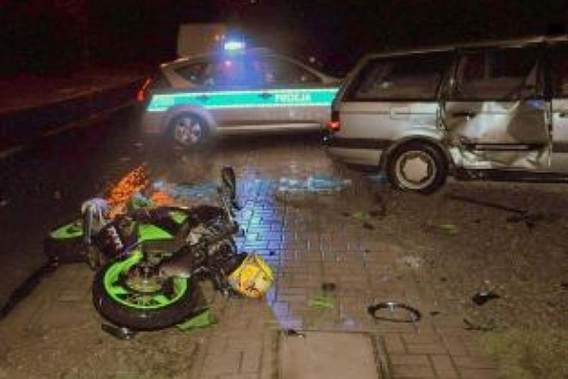 Wypadek w Urzędowie. Motocyklista w ciężkim stanie