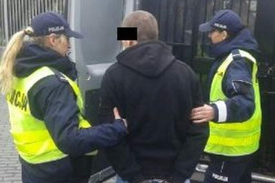 Wyprosili go z autokaru, więc kupił sobie audi. Miał 3 promile i chciał jechać do domu