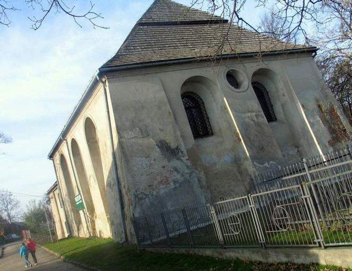 Wyprowadzka Muzeum Regionalnego w Łęcznej z budynku synagogi