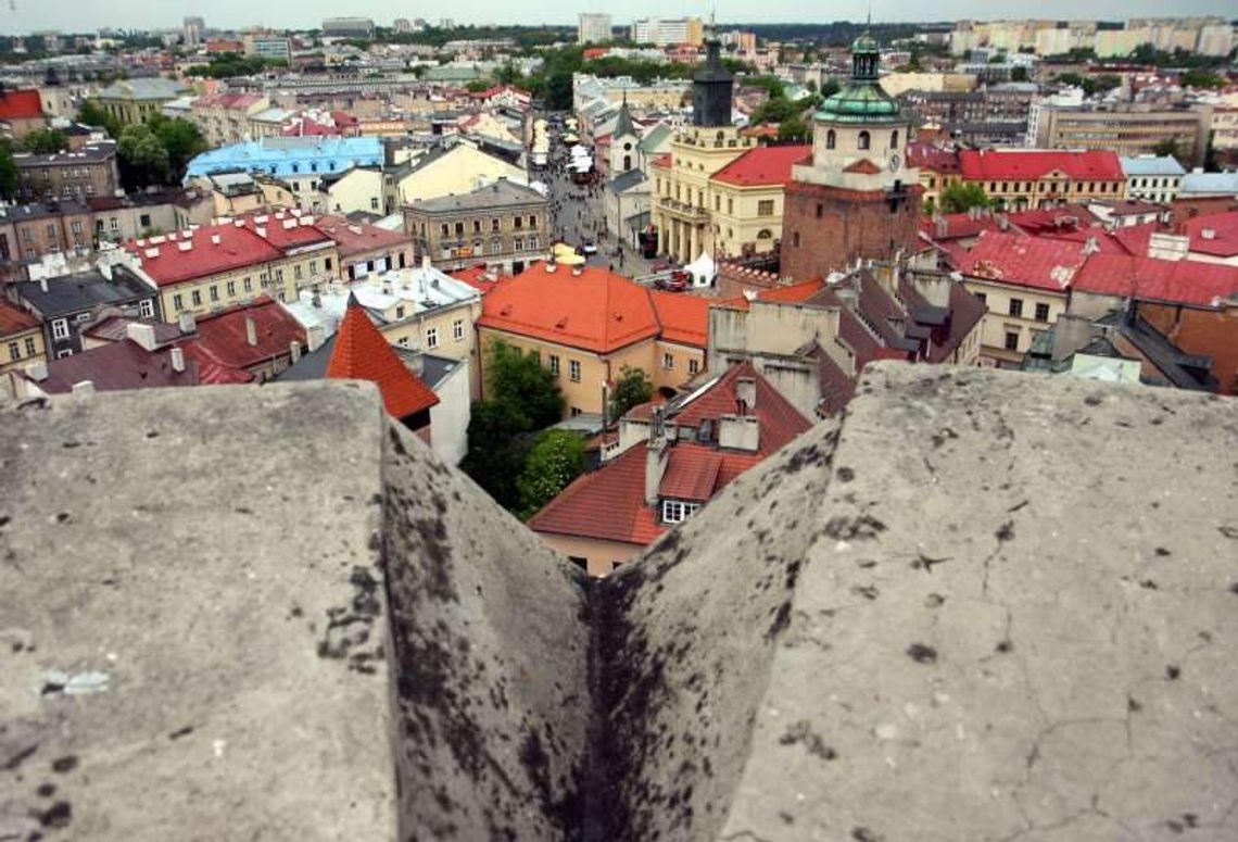 Wyścig na miesiąc przed finiszem. Co obiecują kandydaci na prezydenta Lublina?