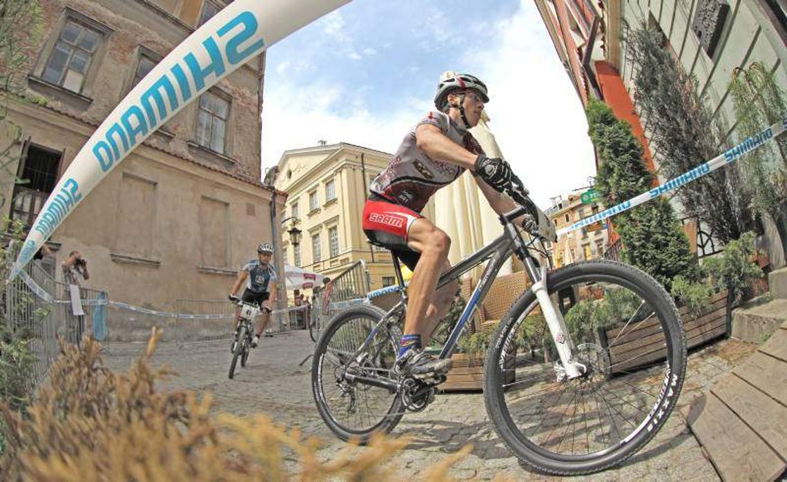 Wyścig rowerowy po Starym Mieście w Lublinie (zdjęcia) Wyścig rowerowy po Starym Mieście w Lublinie (zdjęcia)