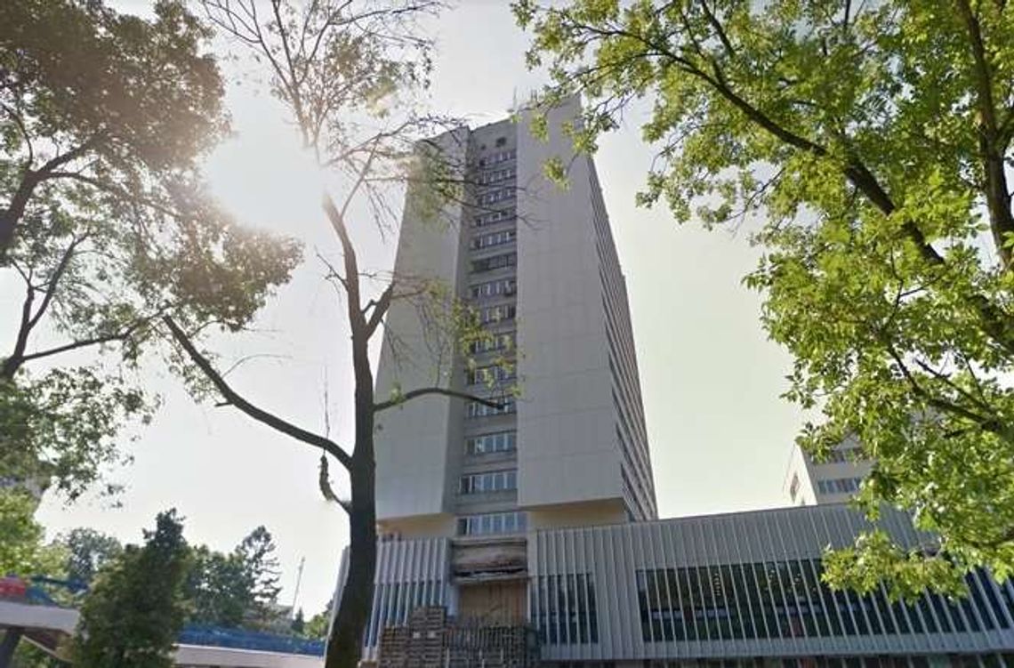 Wyskoczył z 11 piętra rektoratu UMCS. 24-latek nie żyje