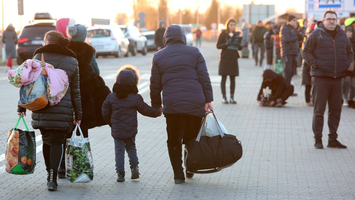 "Wysłałam zięcia na granicę i zaopiekowaliśmy się rodziną". Pospolite ruszenie z pomocą w powiecie puławskim