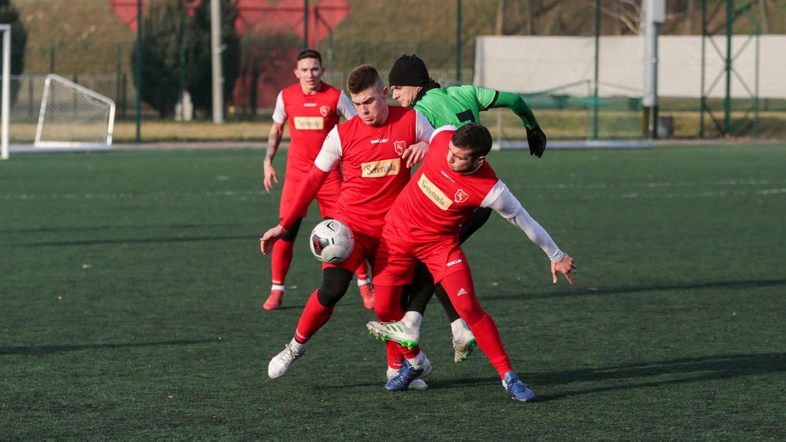 Wysoka wygrana Podlasia, Orlęta Spomlek znowu na remis