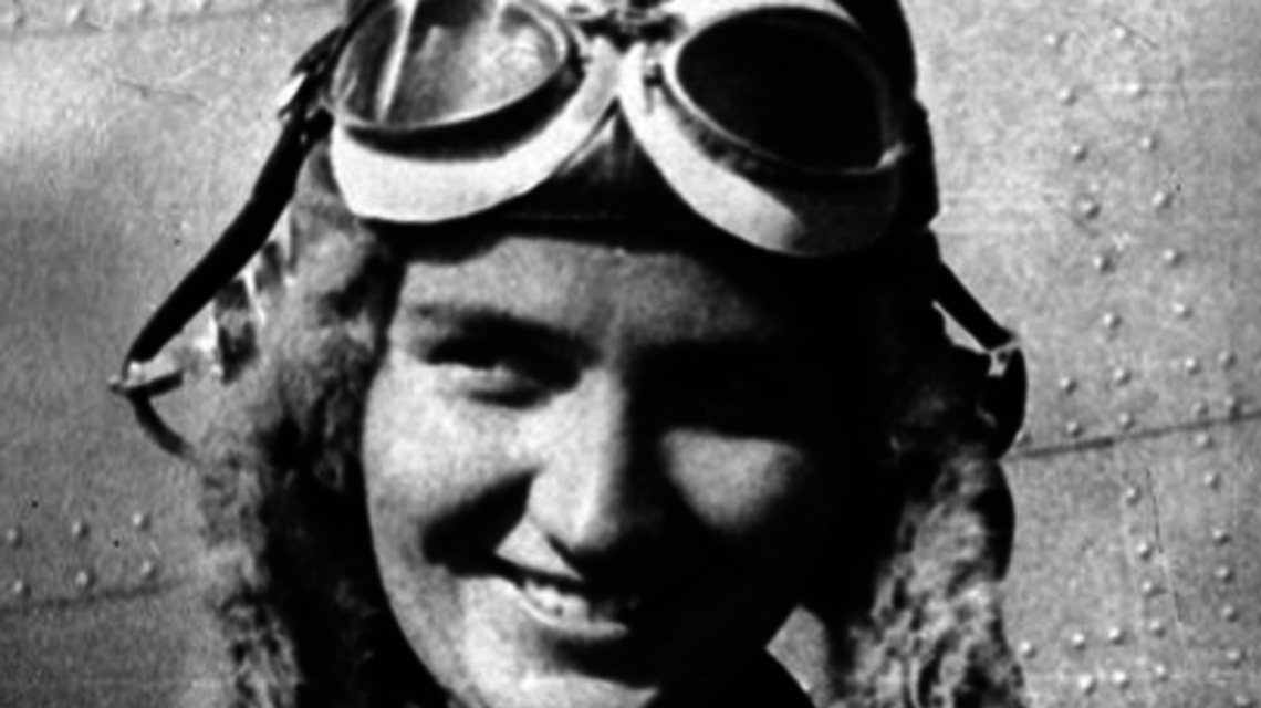 Wystawa fotografii "Nie tylko w kapeluszu" w DK LSM Wystawa fotografii "Nie tylko w kapeluszu" w DK LSM