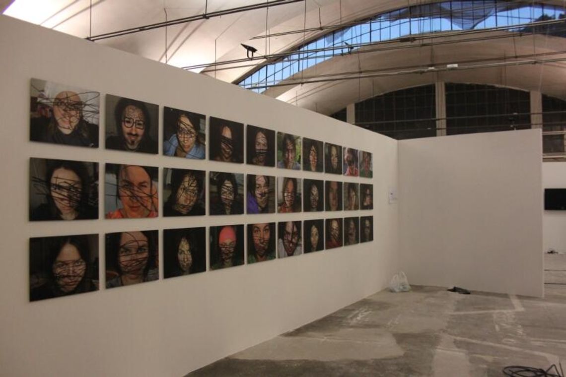 Wystawa \"Macierzyństwo...” w Warsztatach Kultury Wystawa \"Macierzyństwo...” w Warsztatach Kultury